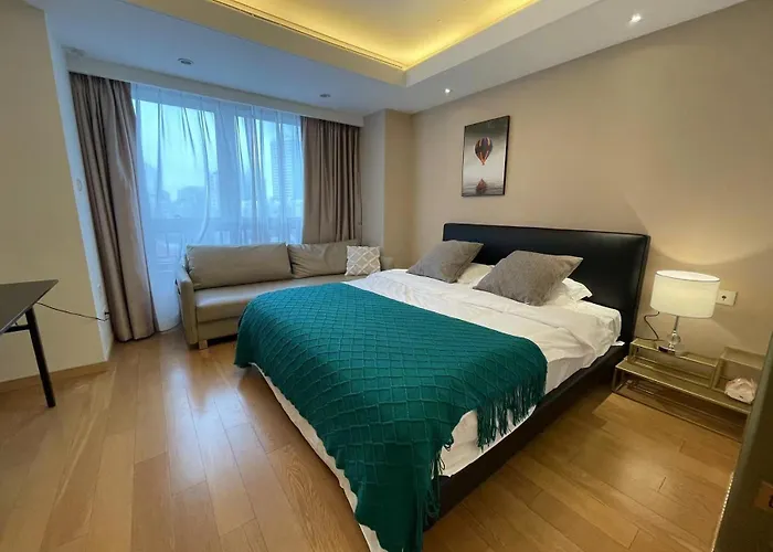 Shanghai Langzhi Botique Apartment